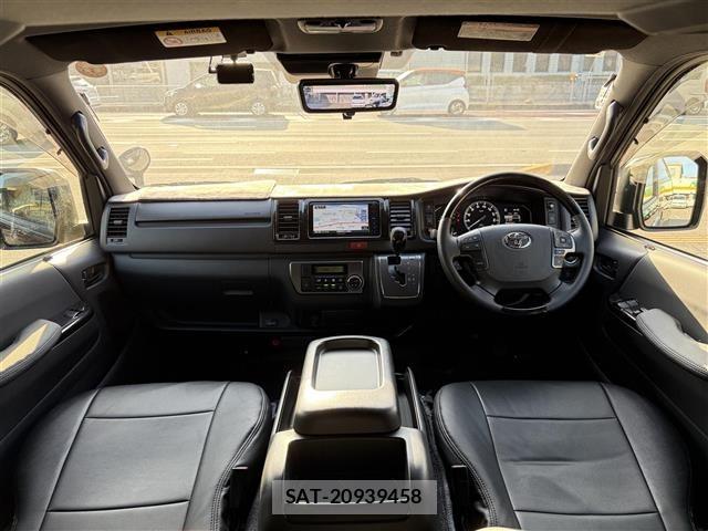 Toyota HIACE VAN 2022 8677231-14