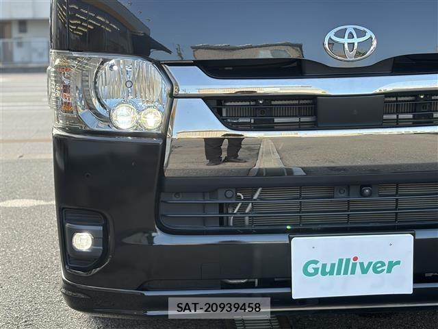 Toyota HIACE VAN 2022 8677231-20