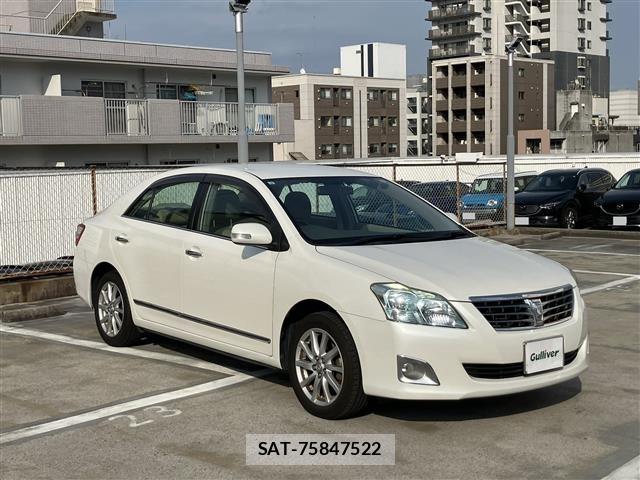 Toyota PREMIO 2011 8667859-0
