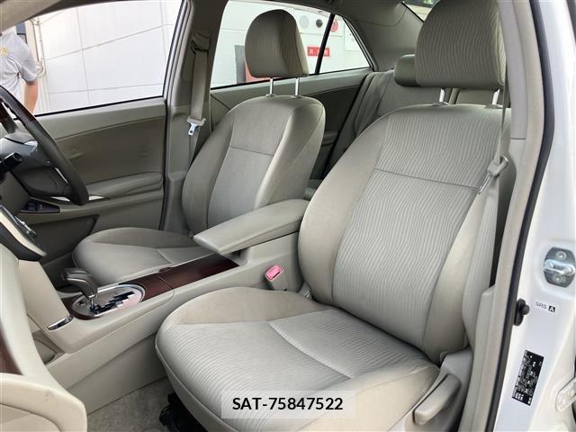 Toyota PREMIO 2011 8667859-5