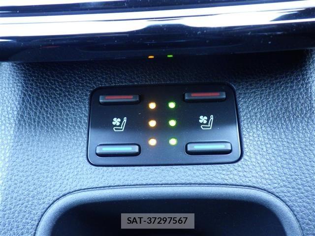 Toyota COROLLA CROSS 2026 8675644-13
