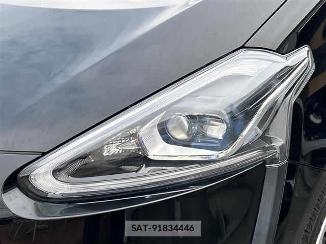 Toyota SIENTA 2016 8764236-6