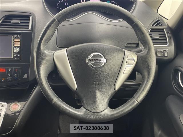 Nissan SERENA 2013 8672649-1