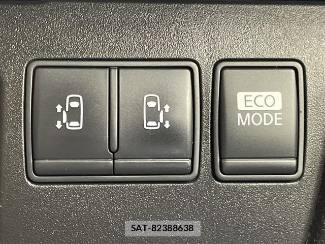 Nissan SERENA 2013 8672649-17