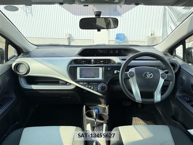 Toyota AQUA 2014 8762997-14