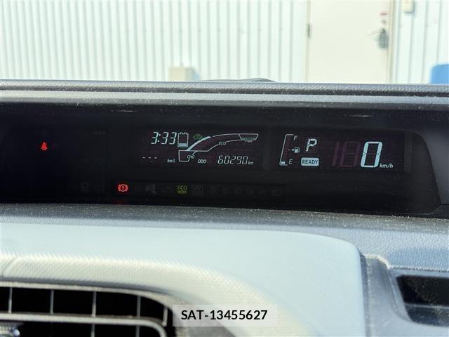 Toyota AQUA 2014 8762997-17