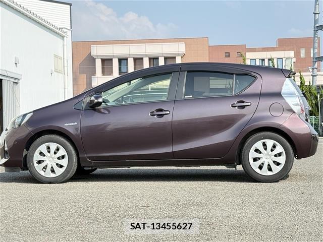 Toyota AQUA 2014 8762997-2