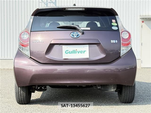 Toyota AQUA 2014 8762997-20