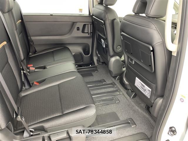 Nissan SERENA 2026 8672662-13