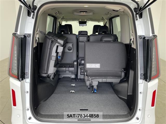 Nissan SERENA 2026 8672662-21