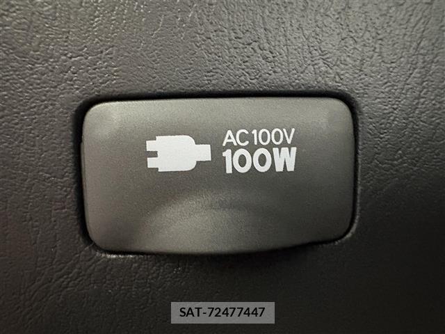 Toyota HIACE VAN 2026 8677232-12