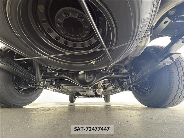 Toyota HIACE VAN 2026 8677232-13