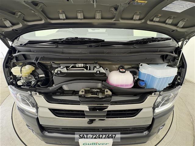 Toyota HIACE VAN 2026 8677232-14