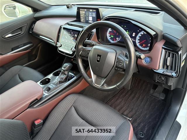 Toyota CROWN 2018 8769593-11
