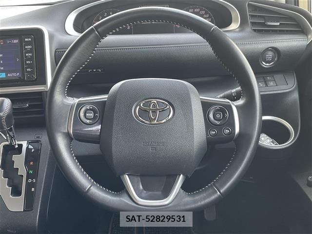Toyota SIENTA 2021 8672180-6