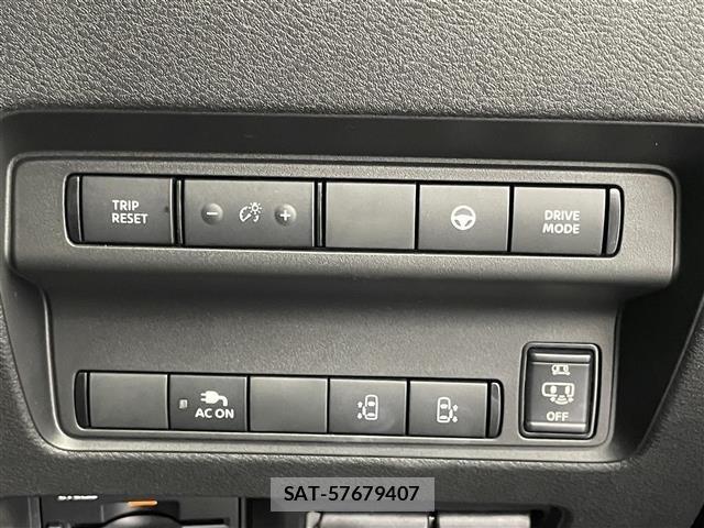 Nissan SERENA 2025 8672663-2