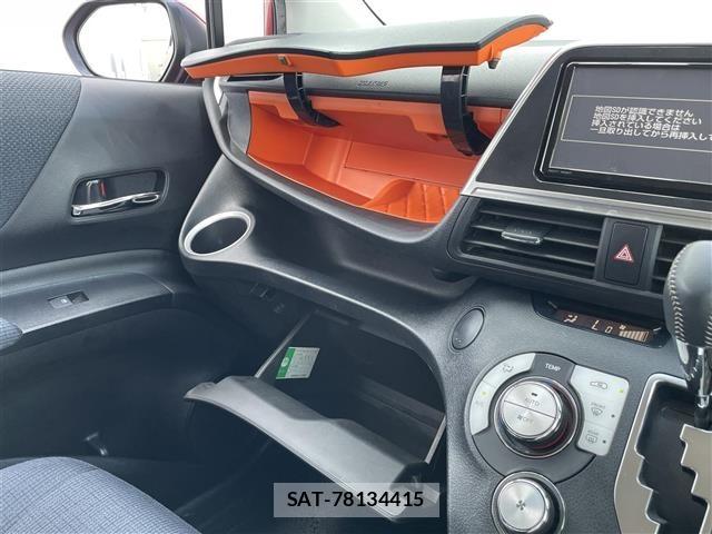 Toyota SIENTA 2018 8764240-11