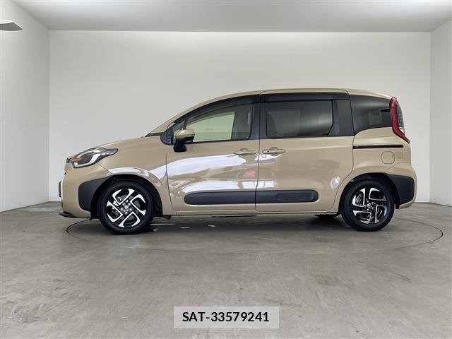 Toyota SIENTA 2024 8672181-19