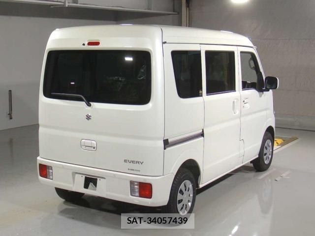 Suzuki EVERY 2026 8679631-1