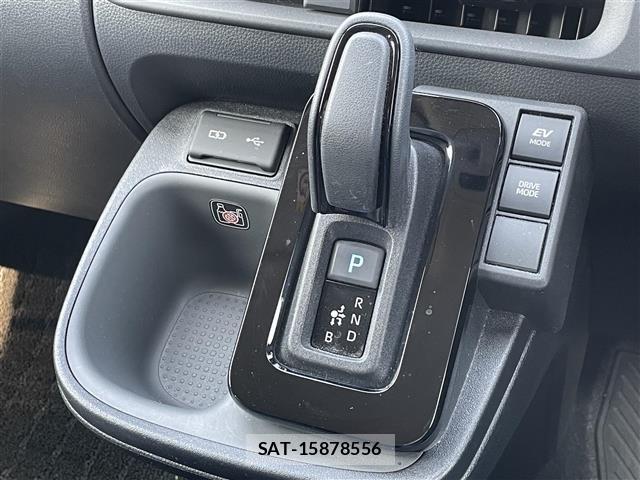 Toyota SIENTA 2022 8672189-7