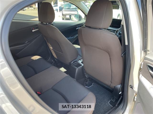 Mazda MAZDA2 2022 8770922-8