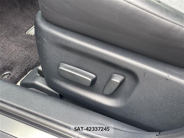 Toyota CROWN 2016 8769617-1