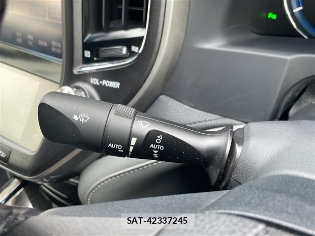 Toyota CROWN 2016 8769617-6