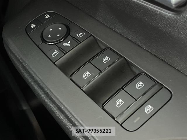 Nissan SERENA 2024 8672676-8