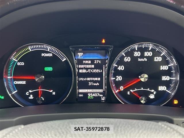 Toyota CROWN 2017 8769618-19