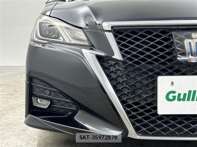 Toyota CROWN 2017 8769618-2