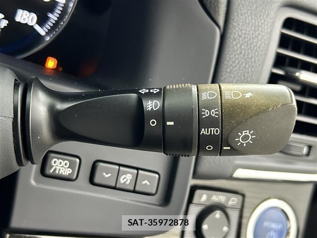 Toyota CROWN 2017 8769618-7