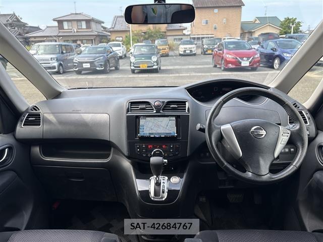 Nissan SERENA 2013 8672677-14