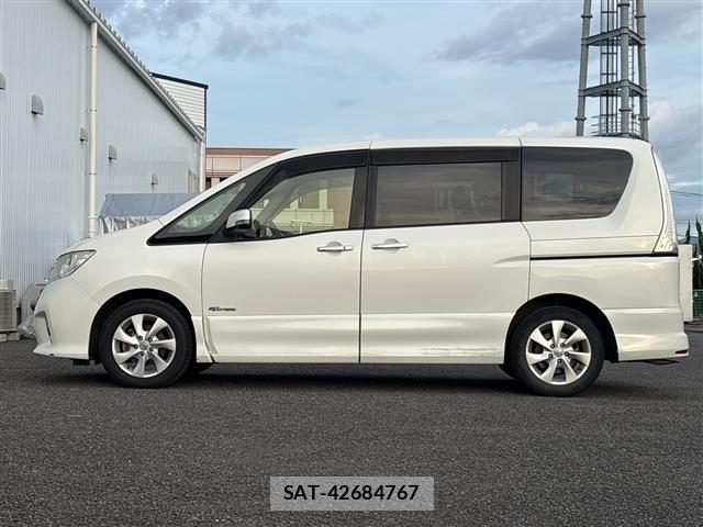 Nissan SERENA 2013 8672677-2