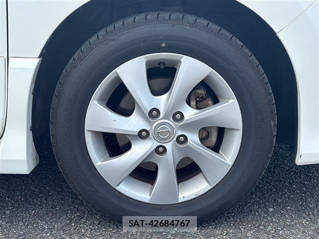Nissan SERENA 2013 8672677-6