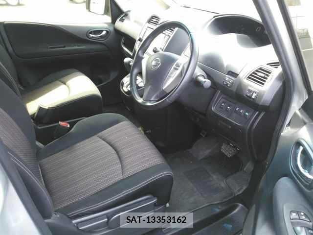 Nissan SERENA 2016 8773149-3