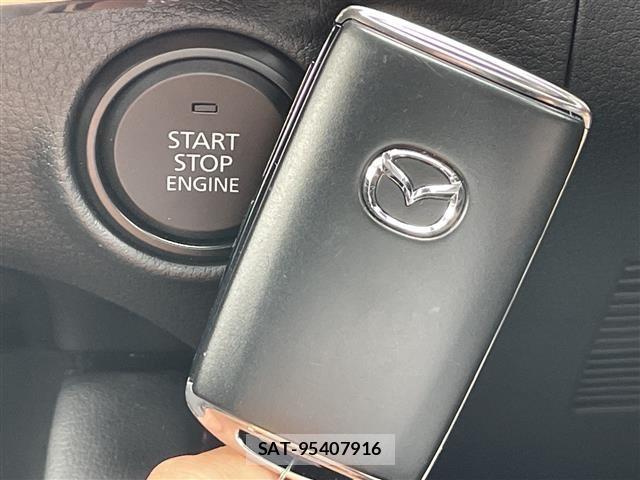 Mazda MAZDA3 2022 8770199-12