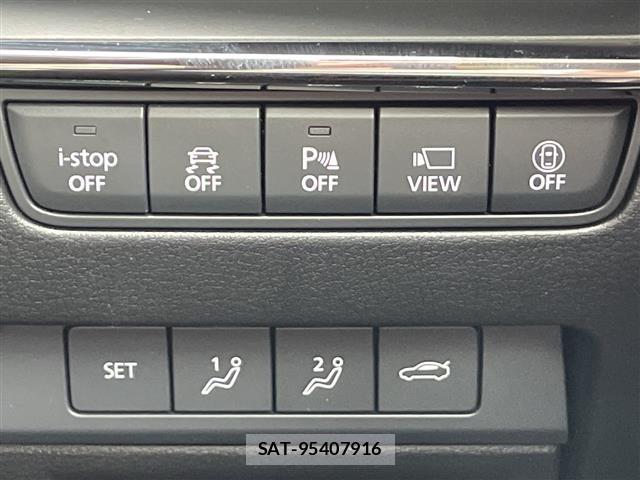 Mazda MAZDA3 2022 8770199-21