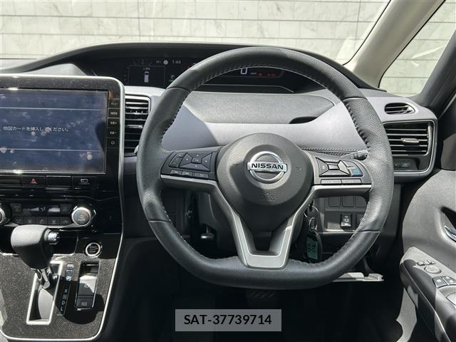 Nissan SERENA 2022 8672693-3