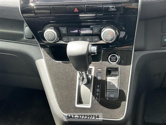 Nissan SERENA 2022 8672693-5