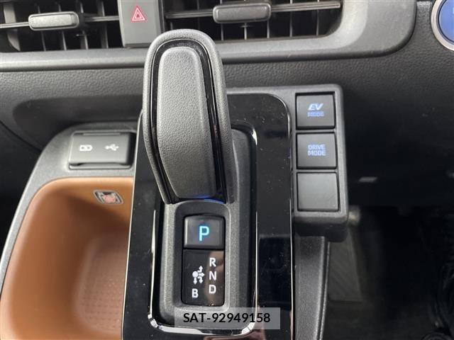 Toyota SIENTA 2023 8672200-11