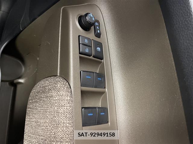 Toyota SIENTA 2023 8672200-3