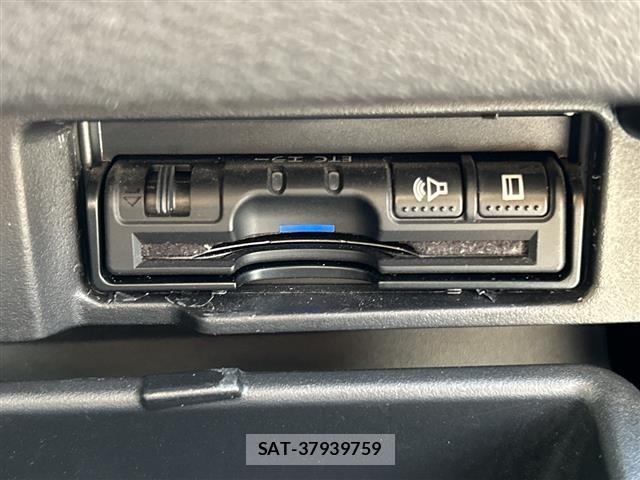 Nissan SERENA 2018 8672717-8