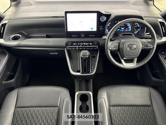 Toyota NOAH 2023 8765060-14