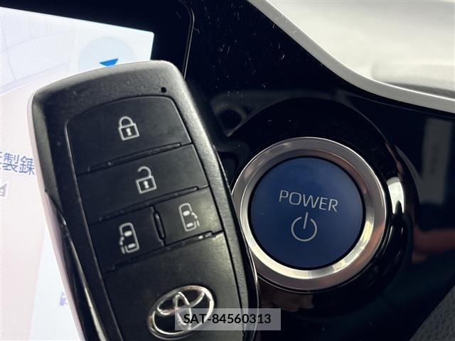 Toyota NOAH 2023 8765060-19