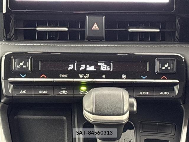 Toyota NOAH 2023 8765060-8