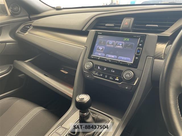 Honda CIVIC 2018 8770524-10