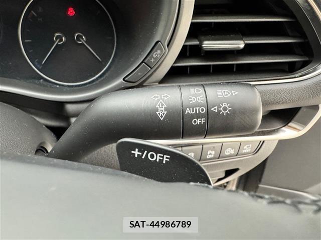 Mazda MAZDA3 2023 8770213-2