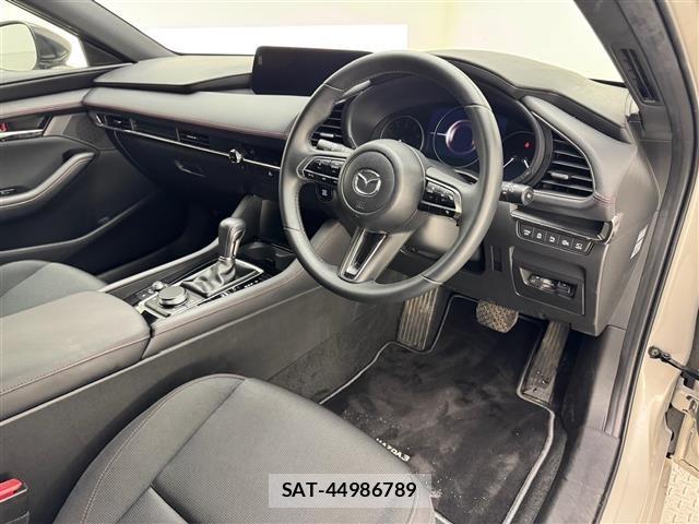 Mazda MAZDA3 2023 8770213-4