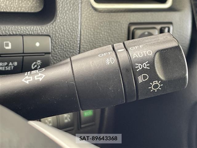 Nissan SERENA 2015 8672724-1
