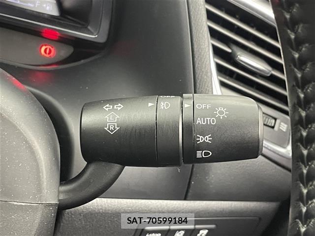 Mazda AXELA 2017 8678433-10